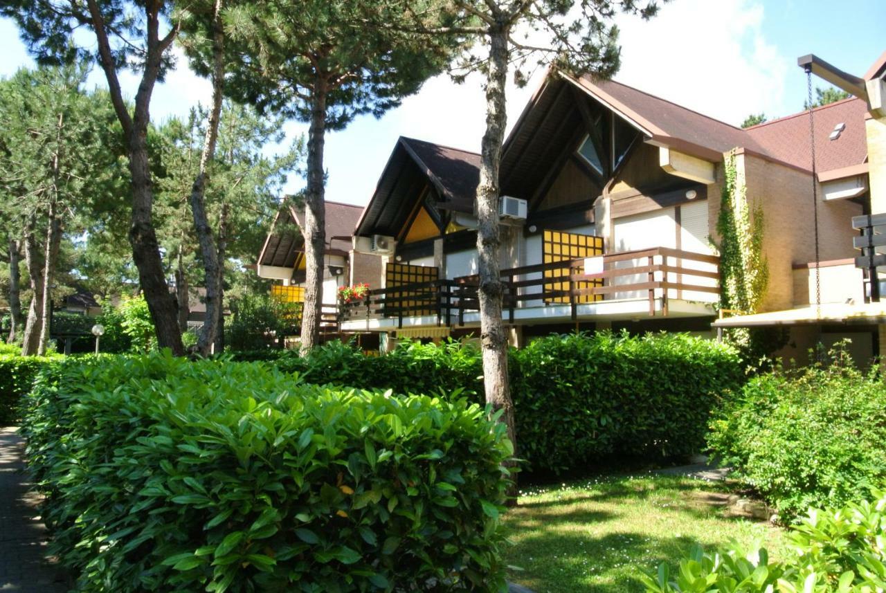 Villa Riviera 56 Lignano Sabbiadoro Exteriör bild